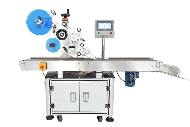 Fully Automatic Flat Labeling Machine