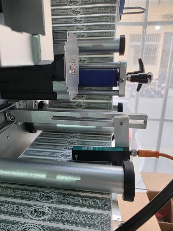 Detail drawing of Corner Labeling Machine